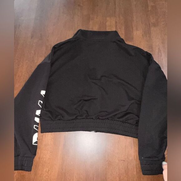 Very cute Puma Black Full Sleeve Jacket, size XS - Picture 6 of 7